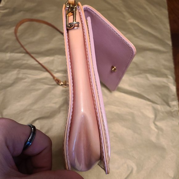 LOUIS VUITTON VINTAGE PINK PURSE WITH MONOGRAMS NEEDS RESTORATION. - Picture 12 of 16